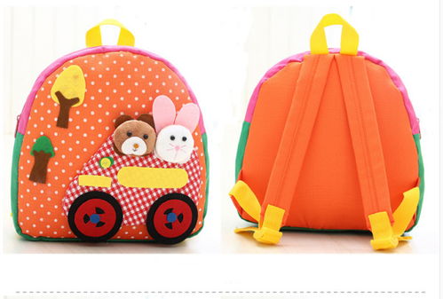 我的小孩現在要讀六年級了,它可以背皮書包嗎