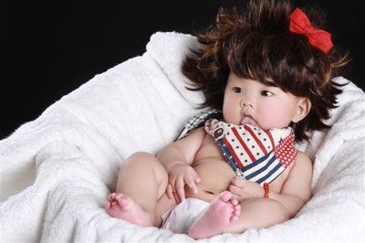 超級可愛假小子一個--寶貝女兒