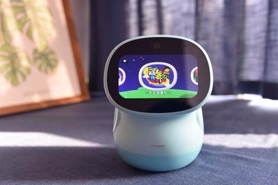 設計安全,功能強大的雙語學習機器人,布丁豆豆萌得可愛