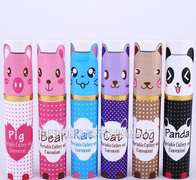 廠家直銷可愛(ài)兒童 卡通筆筒式塑料盒 便攜三件套 禮品餐具套裝