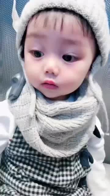 萌寶你怎么會那么可愛呢那大眼睛要迷死人的節(jié)奏嗎網(wǎng)友 超萌