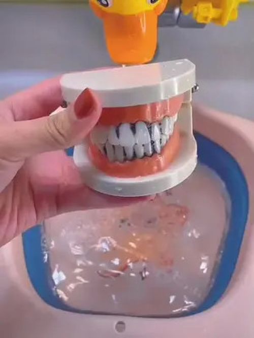 不愛刷牙的寶寶來試試這個超可愛的 兒童牙刷 愛刷牙的寶寶 兒童必備 u型牙刷