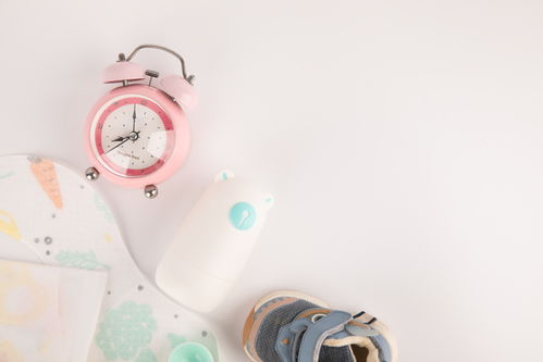 可愛(ài)兒童圍兜與童鞋 母嬰用品攝影圖集